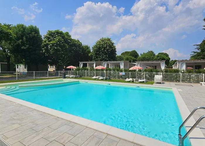 キャンピング セレニッシマ 3* マルコンテンタ