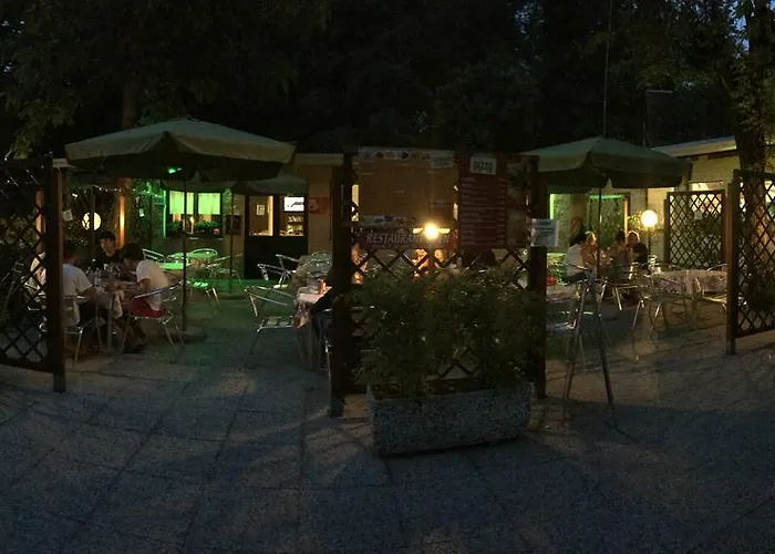 キャンプ場 キャンピング セレニッシマ 3*